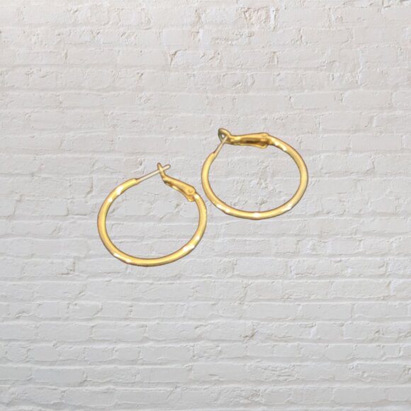 HOOP EARRINGS BUNDLE -- Set of 5 = Pierced (4)/Clip On (1), 4 Gold/1 Silver - Picture 10 of 15